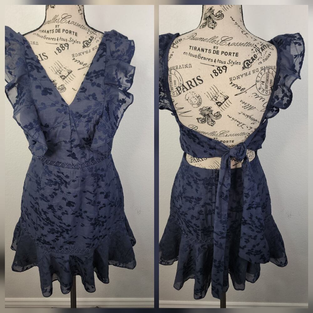KEEPSAKE THE LABEL Dress SZ S Navy Lace Mini Ruffles Tie Back Party Formal
